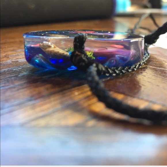 Blue Ocean Heart Necklace - Picture 8 of 8